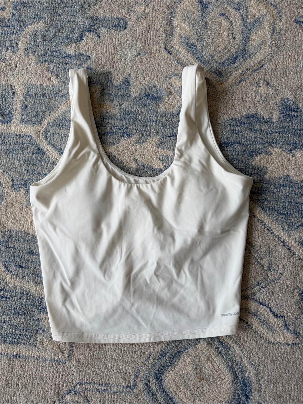 Tommy John 360 Sport Cream Scoop Neck Crop Tank